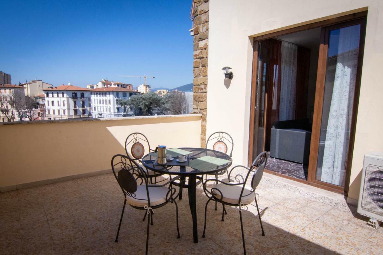 Kate Apartment In Centro 3 Camere Da Letto 3 Bagni Florence Luaran gambar