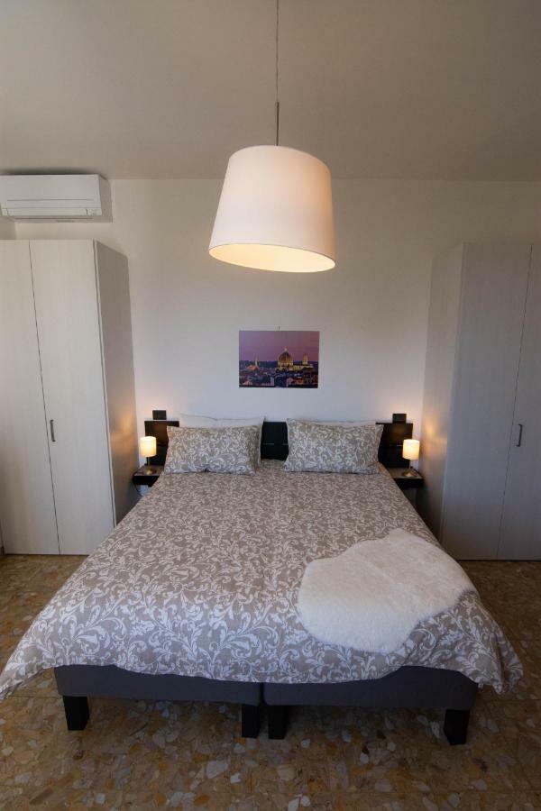 Kate Apartment In Centro 3 Camere Da Letto 3 Bagni Florence Luaran gambar
