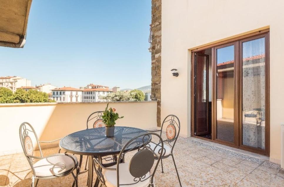 Kate Apartment In Centro 3 Camere Da Letto 3 Bagni Florence Luaran gambar