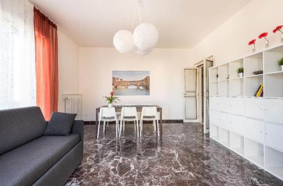 Kate Apartment In Centro 3 Camere Da Letto 3 Bagni Florence Luaran gambar